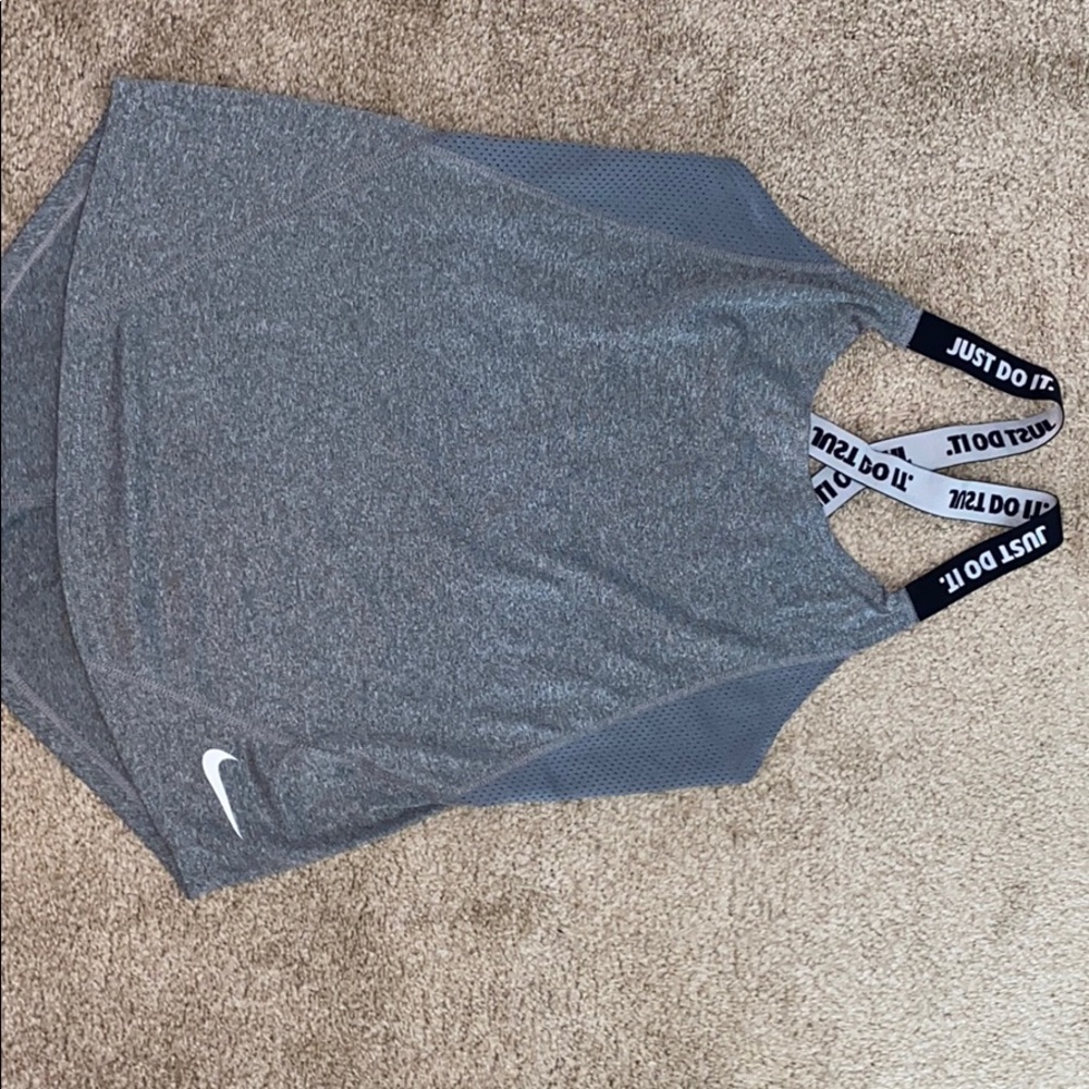 Nike tank